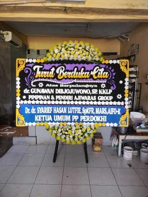 Papan Bunga di Mlawat Pamotan
